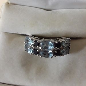 Ladies 925 silver ring size 6, created sapphire an